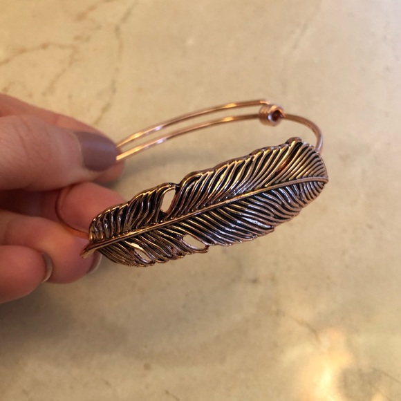Jewelry - Feather Bracelet
